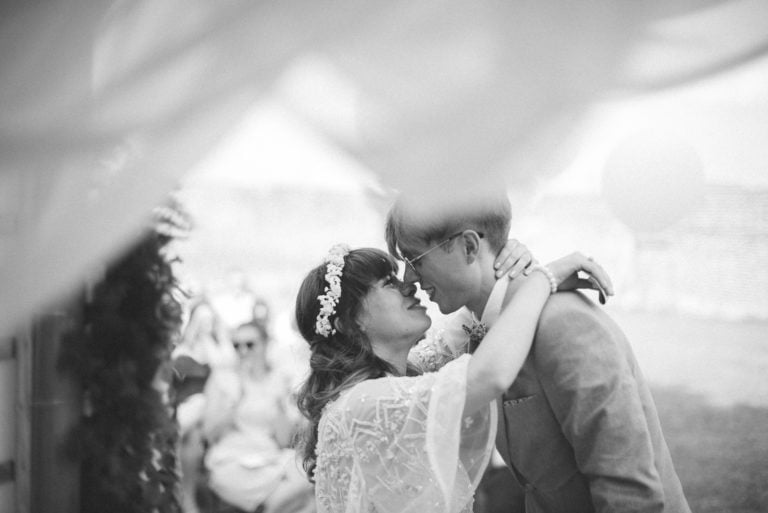 Elise and Georges, a wedding at le Prieuré d’Abscon